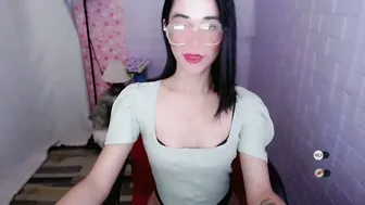 Vivahotbabessandra 02 March 2026 petite