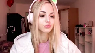 ozellagranville cute stream