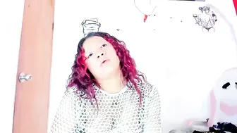 emilly_coper18 squirt on webcam