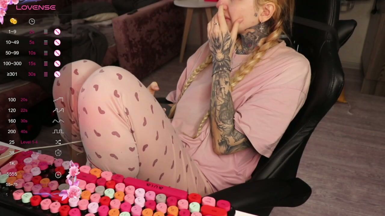 _viv1an_ nude video chat - 03-Mar-26