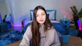 lilibakery bigtits nude cam