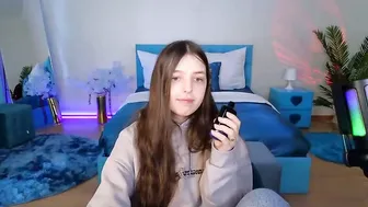 lilibakery bigtits nude cam