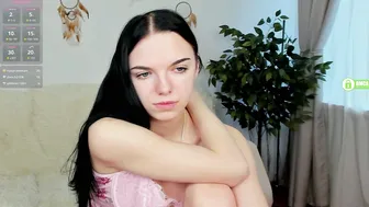 caroline_hey smalltits nude chat