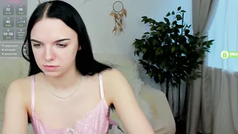 caroline_hey smalltits nude chat