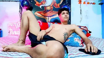 elias_salvatore_ naked on cam - (03-04-2026)