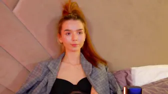 vanessavienne 04-Mar-26