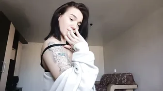 Dorethapinzone shy show