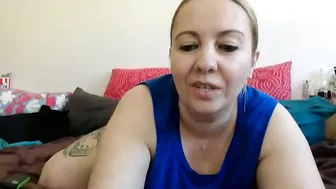 Madaluna2020 bigass naked on cam