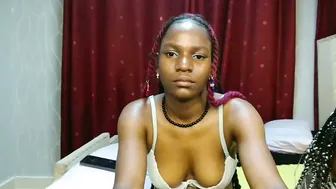 Raven_luxe twerk 04-Mar-2026