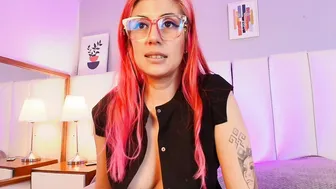 alanagrecco nude cam - (06-28-2025)