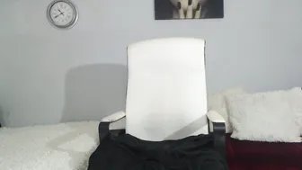 clarareed posing on webcam 06-28-2025