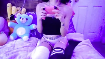 abruisedpeach (06/28/2025)
