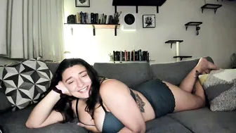 Littlerowbo cameltoe cam nude