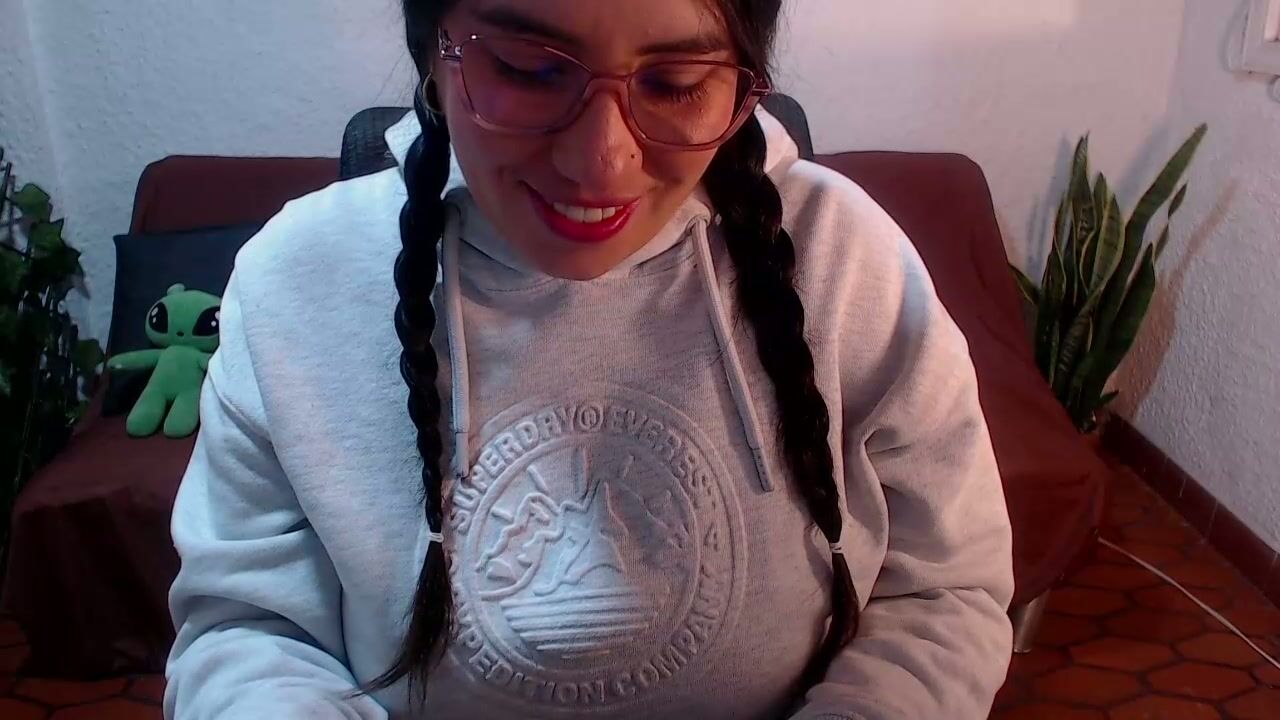 Milu_w4llace cam video 05-Mar-26