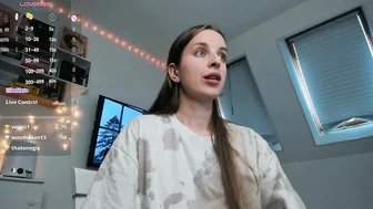 violet_blue_eyes recorded nude video 771205