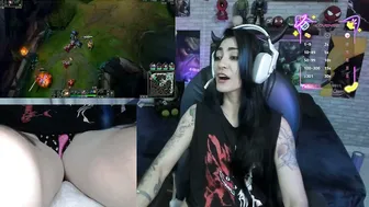 mature_gamer recorded nude video 771417