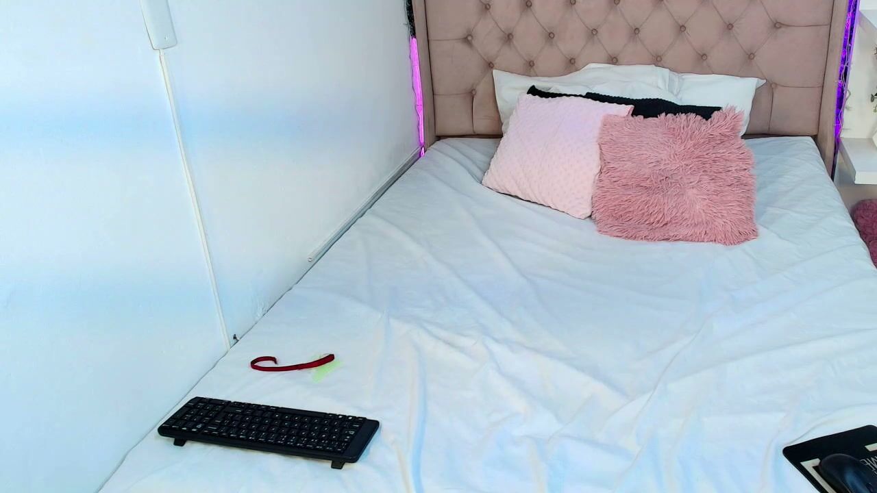 Cheerry_moon xxx chat 05-Mar-2026