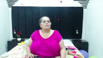 queenmature live webcam show 06-Mar-26