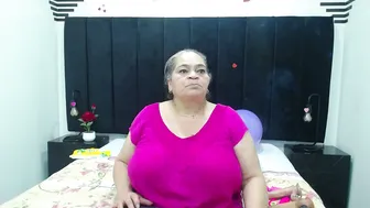 queenmature recorded nude video 772338