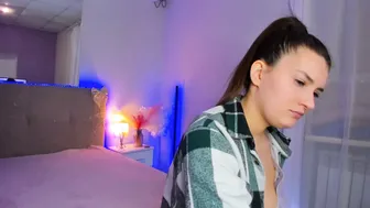laura__leee bignaturaltits - 05-Mar-2026
