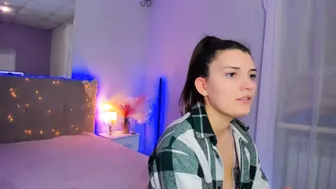 laura__leee bignaturaltits - 05-Mar-2026