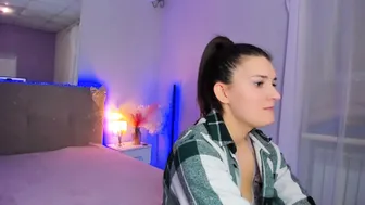 laura__leee bignaturaltits - 05-Mar-2026
