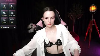 Wild_alice_me webcam show (03-05-2026)