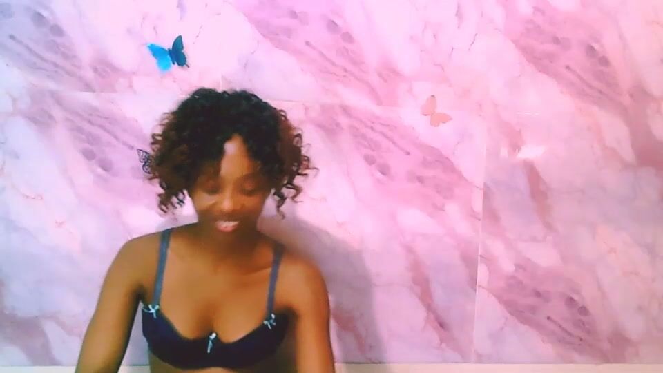 Ebonycreamy69 nude cam (03/06/2026)