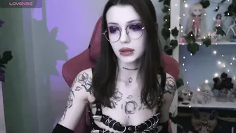Prettybones 06-Mar-2026 nude on cam