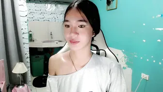 Innocent_reign69 wifematerial live cam video