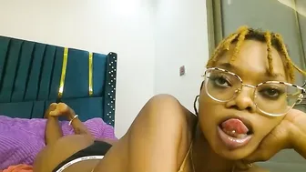 Raxy7 porn cam (06/29/2025)