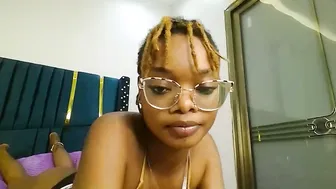 Raxy7 porn cam (06/29/2025)