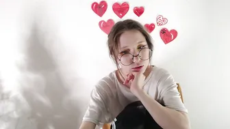 _hanna_moon_ nonude nude on cam