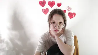 _hanna_moon_ nonude nude on cam