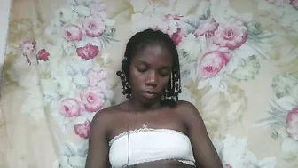 angeeliine dildo (03/07/2026)