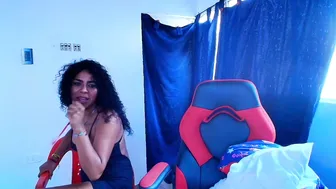 Italy__boobs_ on webcam posing on cam
