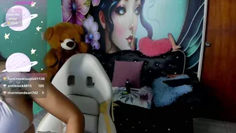 mia_bigtits_17 (03-08-2026)