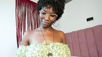 Tahira_21 ebony nude cam