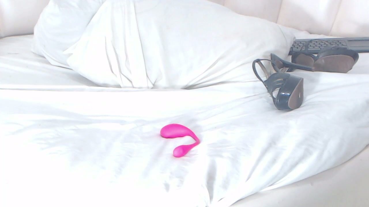 Violetxia_ 08-Mar-2026 smalltits