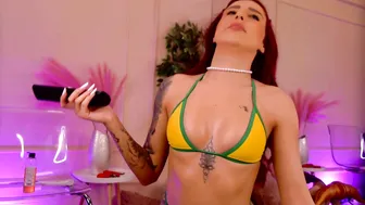 crystallred recorded nude video 789097