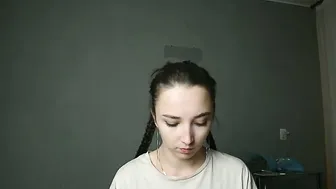 olivia_oliv cute 06-29-2025