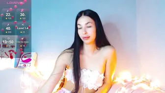 karolina_hottie_ piercednipples 06-30-2025