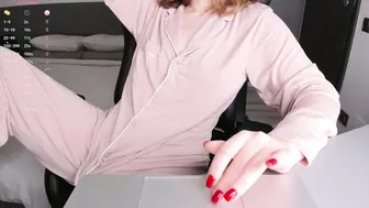 Gigihadd naked on cam 03/08/2026