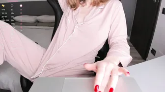 Gigihadd naked on cam 03/08/2026