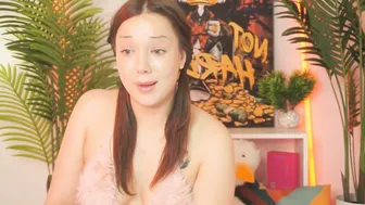 Silkylumi smalltits - (03-08-2026)
