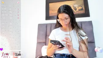vahiolet_smith cam video (03-08-2026)