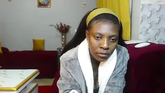 Shelia420715 sex cam chat posing on cam