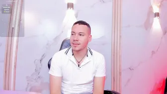 aron_and_molly recorded nude video 794633