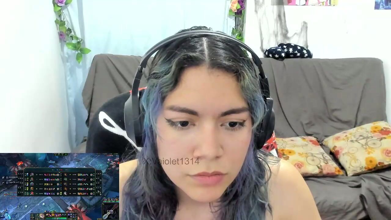 vaioletuwu chat cam sex 09-Mar-2026