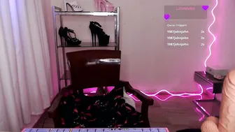 Tattoo_highmami chat porn video on live cam
